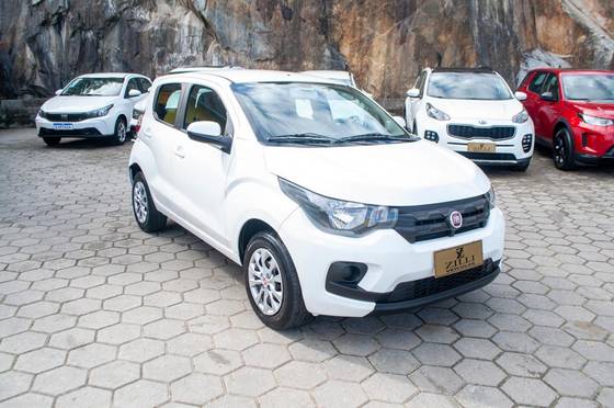 FIAT MOBI 1.0 EVO FLEX LIKE. MANUAL FIAT MOBI 1.0 EVO FLEX LIKE. MANUAL